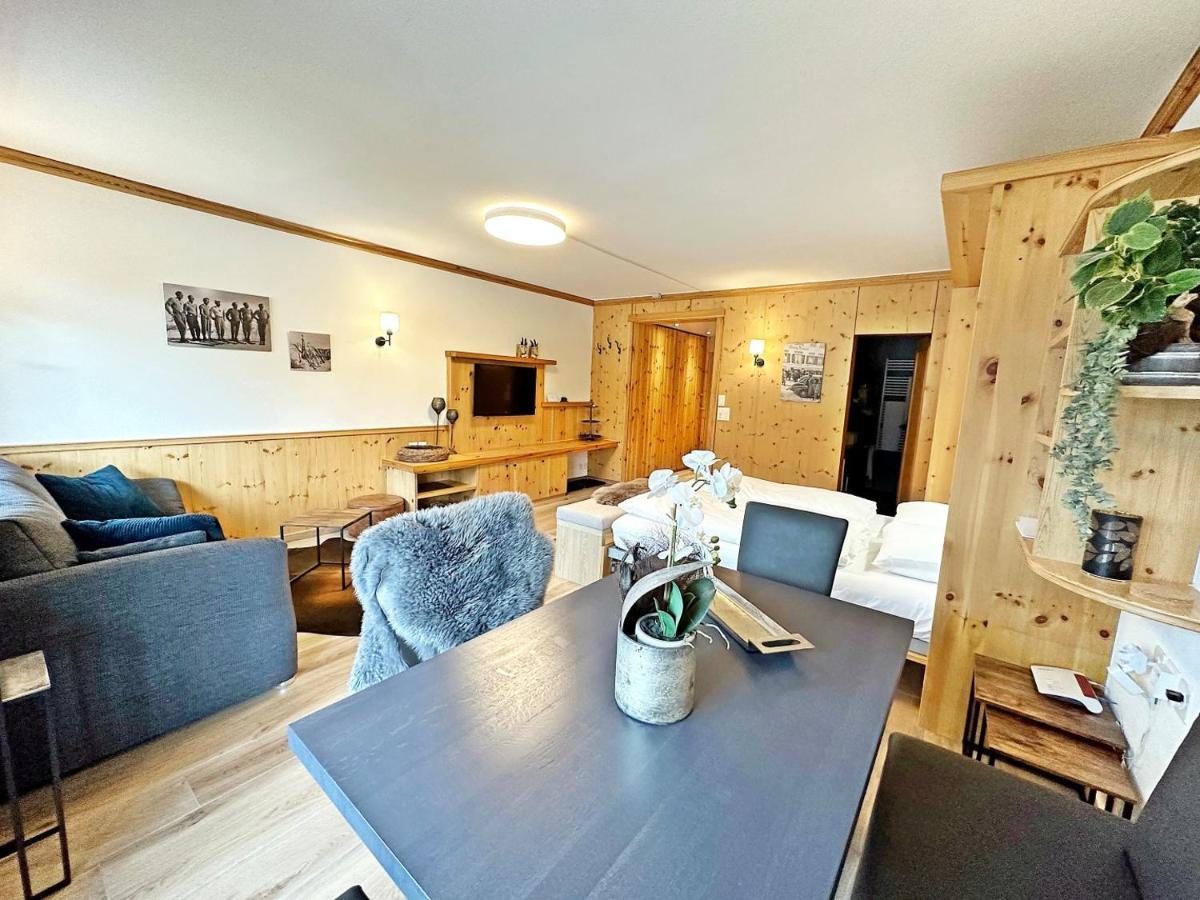 42M2 Alpenschick Mit Balkon, Ausblick, Pool - E405 Apartment St. Moritz Exterior photo